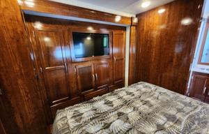 Glamping Fun: Mirada 35BH Class A w/ 2 Bathrooms