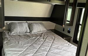Jayflight 30' Bunkhouse