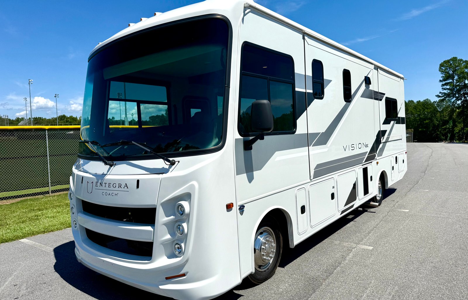 2025 Entegra Coach Vision 27A