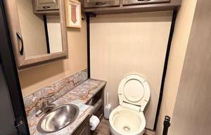 2019 Thor Motor Coach 28A Majestic