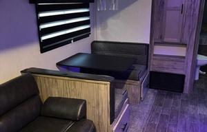 2022 Forest River RV Cherokee Alpha Wolf 33BH-L RV rental photo 15