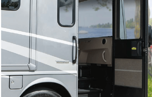 Luxury 2017 Winnebago- 2 FULL Baths/Bunks-Families
