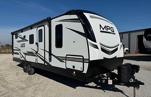 2022 Cruiser MPG Bunkhouse