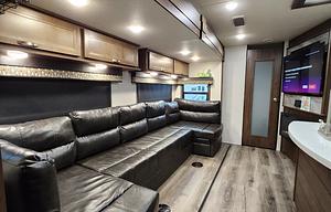 Bunkhouse!Sleeps 10, Spacious, Pet Friendly,Island
