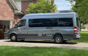 2010 Roadtrek RS-Adventurous RV rental photo 5