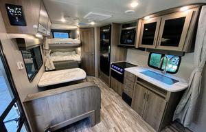 Luxury Family Camping with Bunks & Outdoor Kitchen