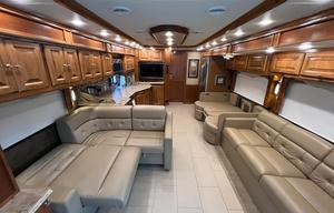 2014 Tiffin Phaeton 40QKH Bunkhouse