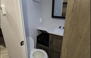 2022 - Sleeps 10! Delivery Available!!