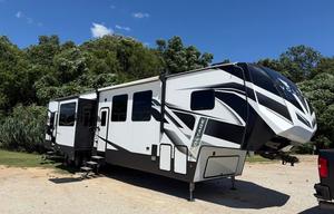 Spacious Toy Hauler • View Deck • Sleeps 10