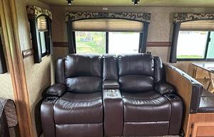 Couples Retreat & Pet Friendly Camper Rental