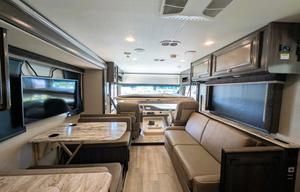 2019 Holiday Rambler - Admiral 32S