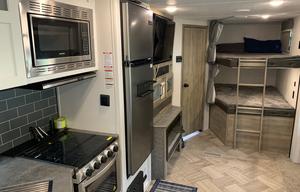 2021 PALMOMINO PUMA BUNKHOUSE