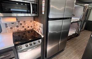 Luxury Class A GT5 2 Full Bathrooms