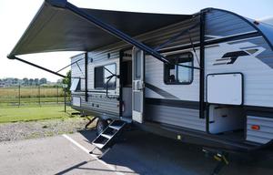 Family Bunkhouse + Starlink | Golf Cart Option!