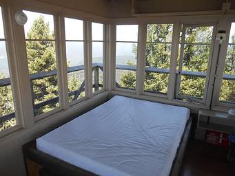 ACKER ROCK LOOKOUT-Full Mattress