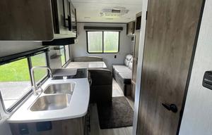 2021 Heartland Pioneer RD 210 RV rental photo 5