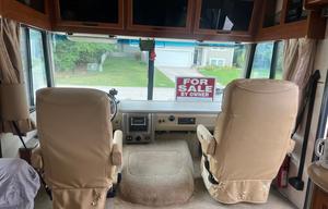 2010 Fleetwood Fiesta, 3 Slide Outs, Class A
