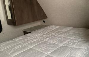 Family RV with bunk beds, queen bed, and more!