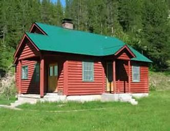 WARM RIVER CABIN