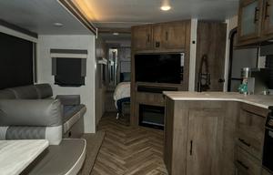 $99/NIGHT 2021 Forest River 26DBUD Sleeps 10
