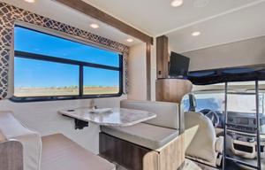 10-Person Jayco Redhawk 31F Vacation