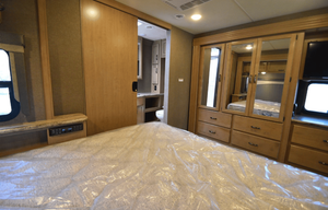 NO BURNINGMAN - NO DRIVING. GLAMPING AT ITS BEST! LUXURIOUS 2018 THOR A.C.E. MOTOR COACH W/ 2 BATHS, OUTDOOR TV, SLEEPS 8!