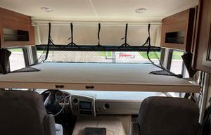 Holiday Rambler Admiral 32V