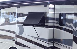ONE OF THE CLEANEST MOTOR COACHES  OUT THERE