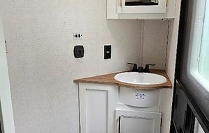 Prime Time Crusader fifth wheel 395BHL 50AMP