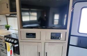 Twilight TWS S2500- Happy Glamper