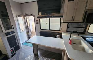 2021 Heartland Torque TQ 371 RV rental photo 5