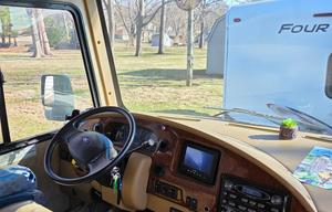 2013 Winnebago Vista 35F aka the Hilton on Wheels