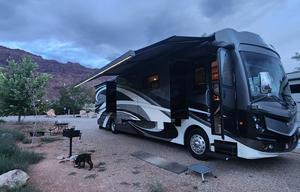 Lake Hudson Luxury Stationary RV Retreat