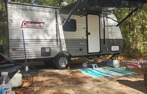 2023 Coleman 17B RV rental photo 9
