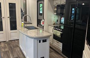 New Luxury 2 Bedroom Camper