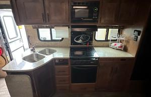 Outdoors RV 27 BHS