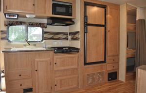 27 ft Bunkhouse Travel Trailer w/Slide out
