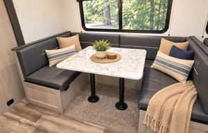 Family Bunkhouse for 9, Inverter, Solar, Tankless