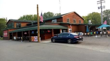 Wolf River Lodge