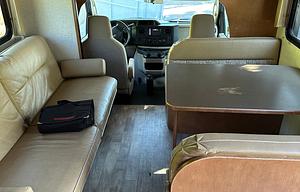 2017 Winnebago Minnie Winnie 31G