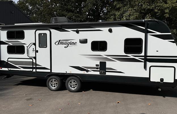 24’ Grand Design Imagine Bunkhouse