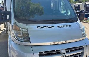 Little Wanderer 2014 Itasca Viva 23L - Sleeps 6