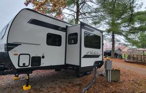 Great couples getaway trailer!