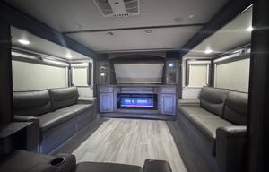 2021 Grand Design Solitude 382WB RV rental photo 19