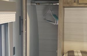 Bunkhouse & Lounge, Fully-Loaded & Turn-key Ready!