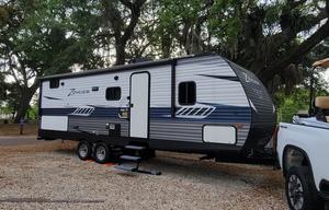 ♣Full size BUNKS♣Sleeps 6♣Private Queen master♣
