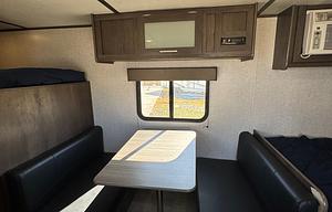 2021 Dutchmen RV Coleman Lantern LT Series 17B RV rental photo 17