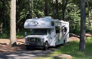 2022 Thor Motor Coach Chateau 27R