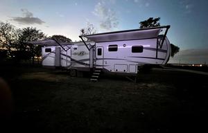 2021 Highland Ridge RV Open Range OF427BHS