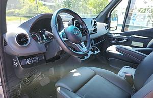 Easy-to-Drive Custom Mercedes Sprinter 170